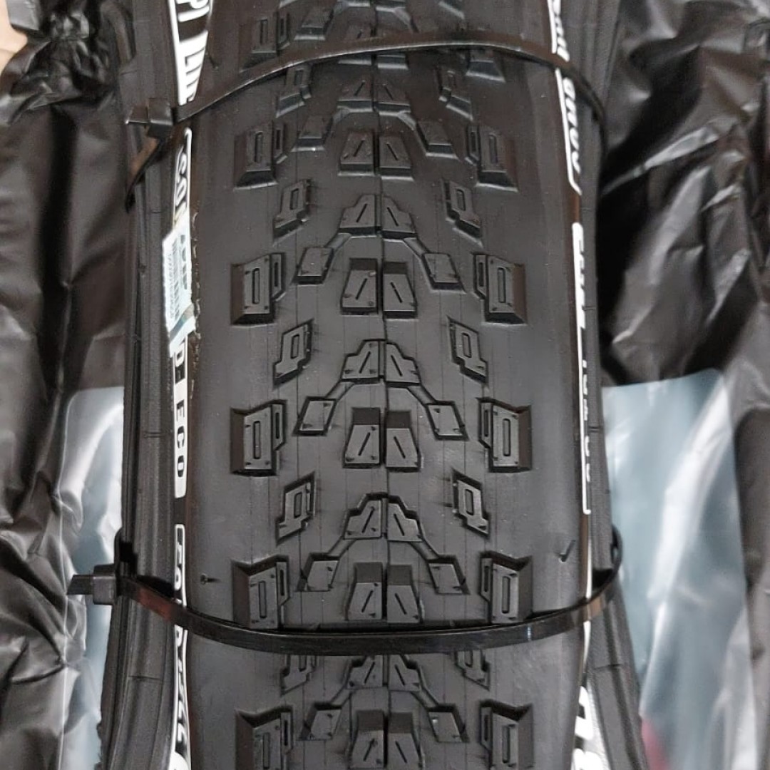 cubierta-jiluer-29x220-80-tpi-kevlar-plegable-negra-j-1656