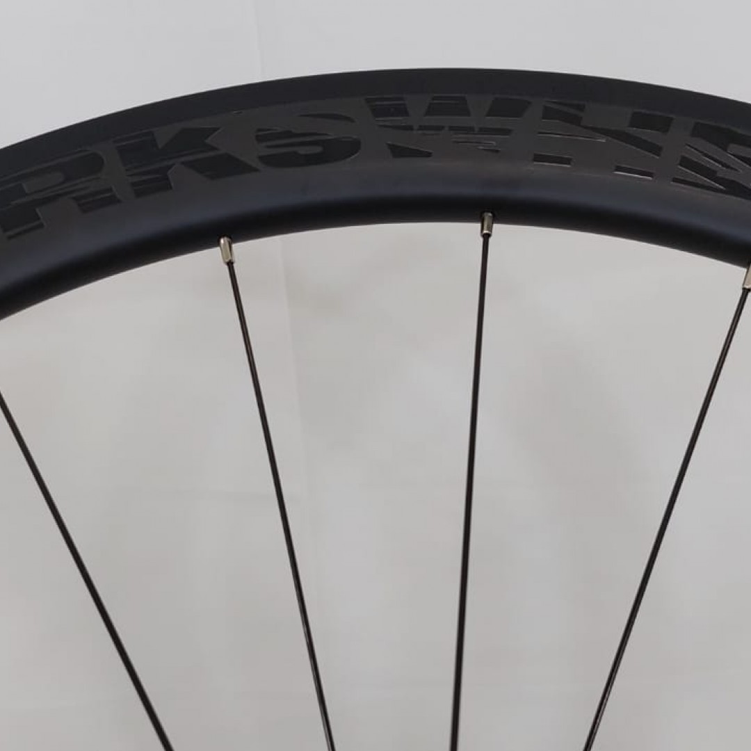 par-ruedas-700c-carbono-world-wheels-para-disco