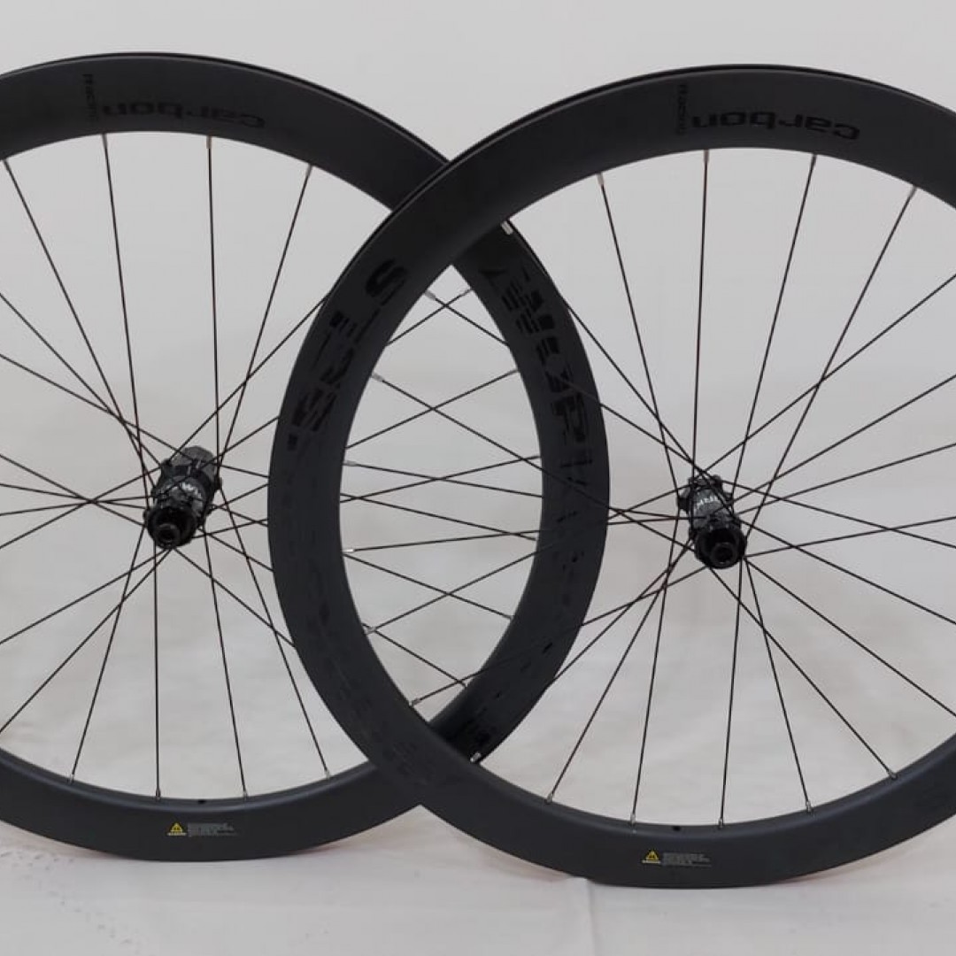 par-ruedas-700c-carbono-world-wheels-para-disco